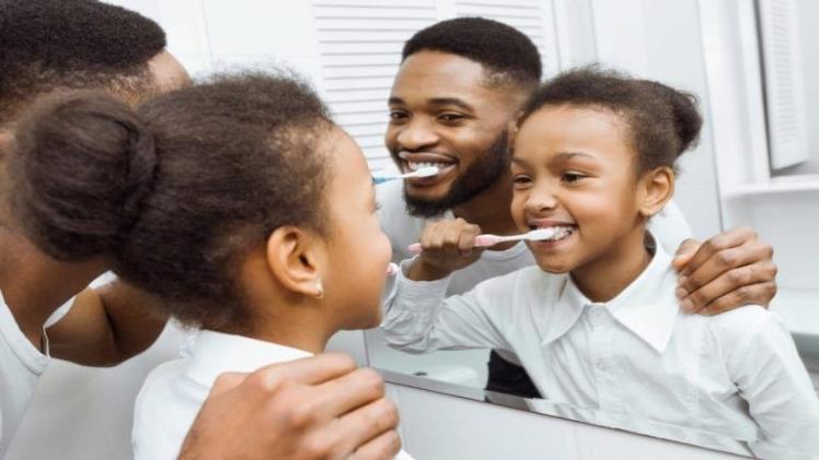5 Ways Family Dentistry Encourages Healthier Oral Habits At Home